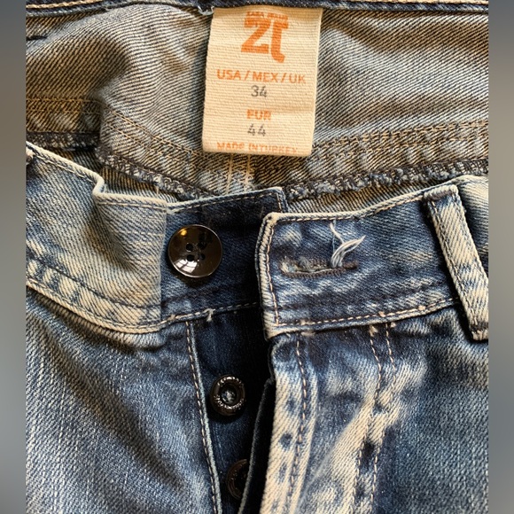 Zara 34” Straight Leg Medium Wash Blue Jeans - Picture 2 of 5